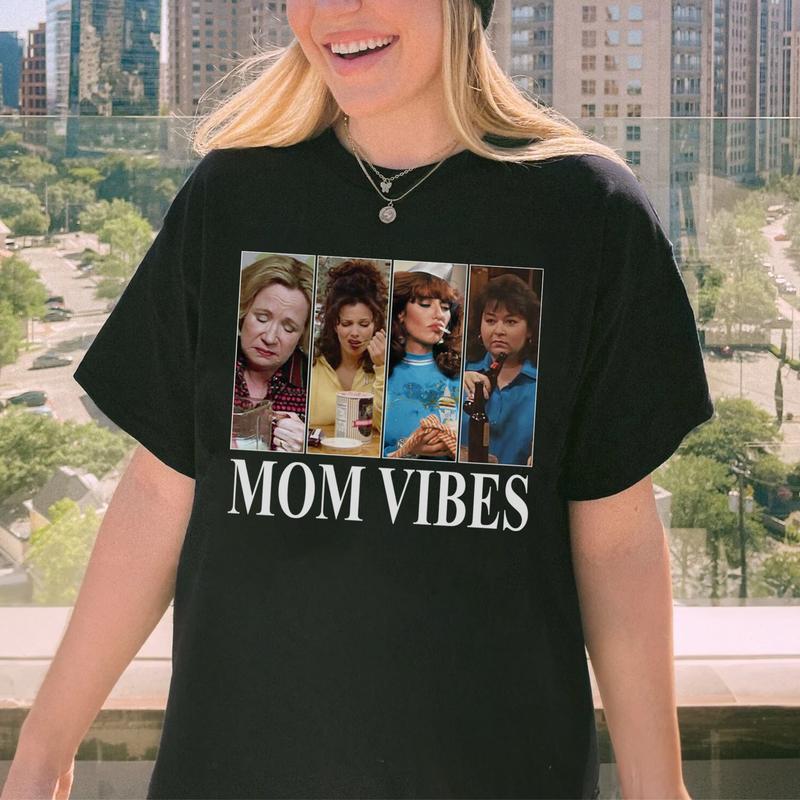 Mom Vibes 70s Retro Graphic T-Shirt/Sweatshirt/Hoodie